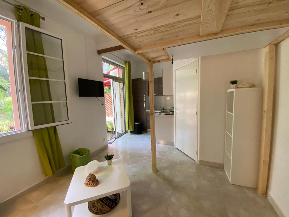 L Annexe 50M De La Plage 邦多勒 外观 照片