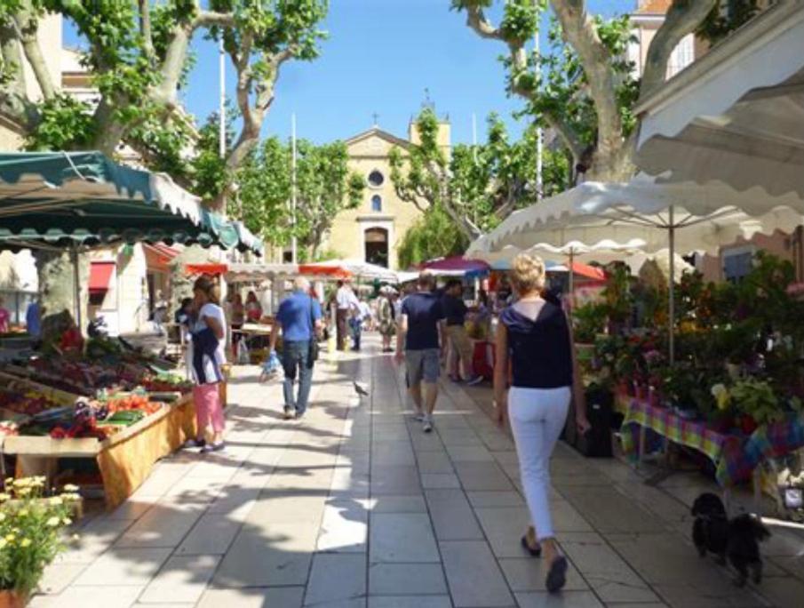 L Annexe 50M De La Plage 邦多勒 外观 照片
